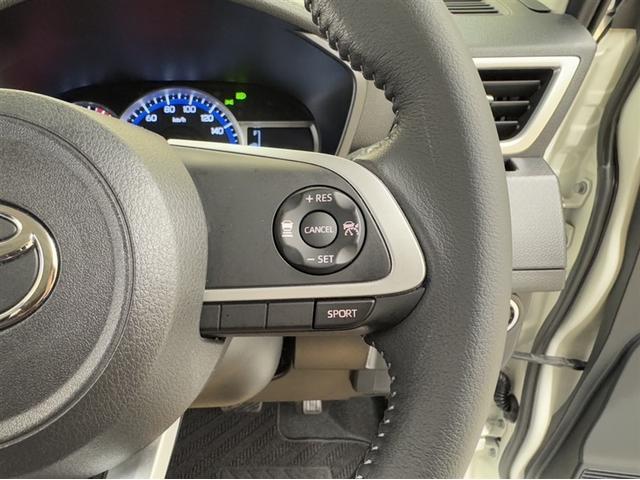 ルーミー カスタムG-T フルエアロ 衝突被害軽減ブレーキ ペダル踏間違急発進抑制装置 車線逸脱警報装置 オートハイビーム 両側電動スライドドア フルセグ内蔵メモリーナビ DVD Bluetooth バックモニター ETC(28枚目)