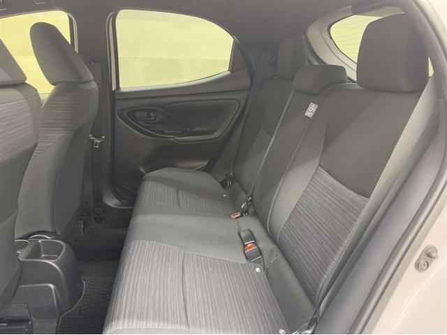 ヤリス ハイブリッドZ 衝突被害軽減ブレーキ ペダル踏み間違い急発進抑制装置 ディスプレイオーディオ Bluetooth LED 全周囲カメラ シートヒーター ブラインドスポットモニター クルーズコントロール オートエアコン(20枚目)