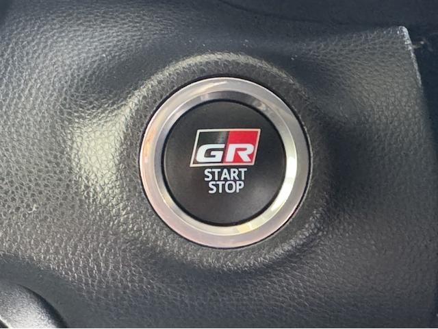 GRヤリス RZ ハイパフォーマンス 試乗車 MT6 ドラレコ シートヒーター 衝突被害軽減ブレーキ 車線逸脱警報装置 オートハイビーム スマートキー クルーズコントロール ディスプレイオーディオ Bluetooth対応 サイドエアバッグ(13枚目)