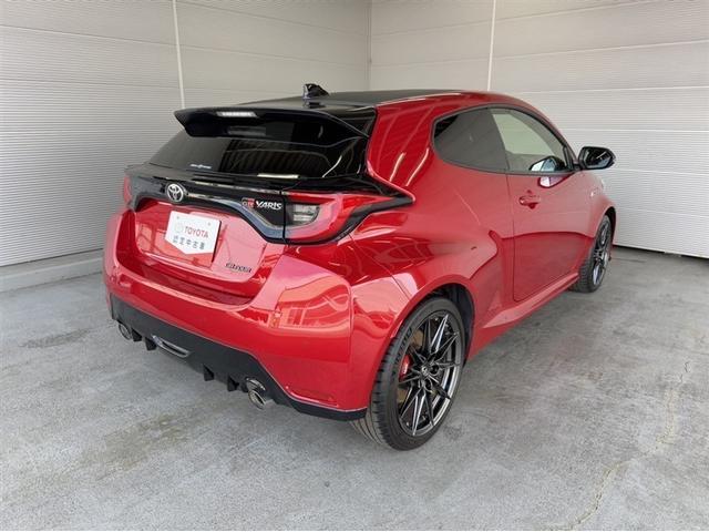 GRヤリス RZ ハイパフォーマンス 試乗車 MT6 ドラレコ シートヒーター 衝突被害軽減ブレーキ 車線逸脱警報装置 オートハイビーム スマートキー クルーズコントロール ディスプレイオーディオ Bluetooth対応 サイドエアバッグ(19枚目)