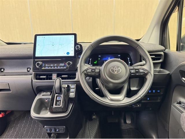 シエンタ ハイブリッドZ 衝突被害軽減ブレーキ ペダル踏み間違い急発進抑制装置 ドライブレコーダー ナビ フルセグ Bluetooth ETC LED 両側電動スライドドア クルーズコントロール ブラインドスポットモニター(7枚目)