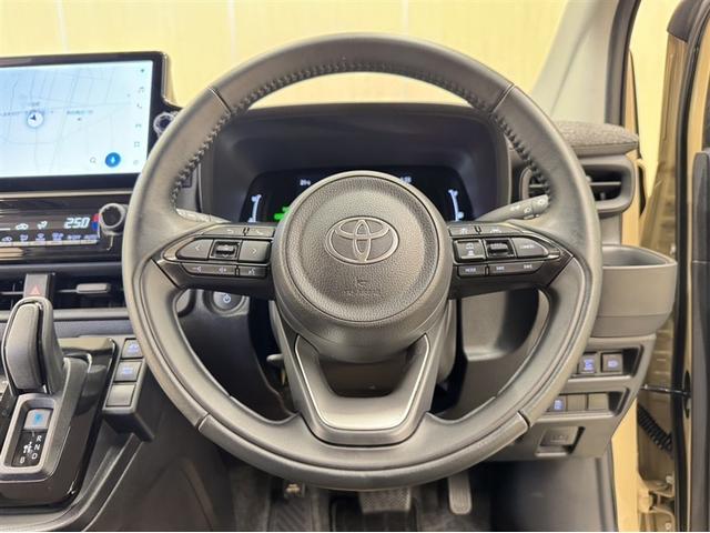 シエンタ ハイブリッドZ 衝突被害軽減ブレーキ ペダル踏み間違い急発進抑制装置 ドライブレコーダー ナビ フルセグ Bluetooth ETC LED 両側電動スライドドア クルーズコントロール ブラインドスポットモニター(8枚目)