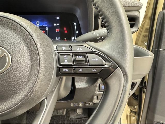 シエンタ ハイブリッドZ 衝突被害軽減ブレーキ ペダル踏み間違い急発進抑制装置 ドライブレコーダー ナビ フルセグ Bluetooth ETC LED 両側電動スライドドア クルーズコントロール ブラインドスポットモニター(9枚目)