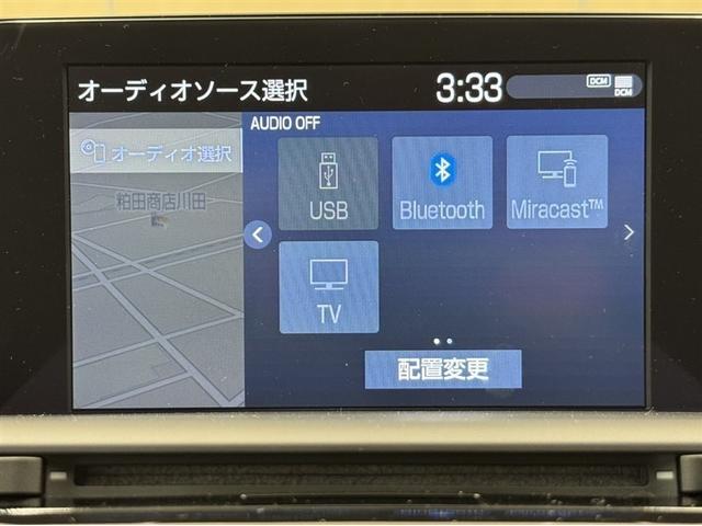 クラウンハイブリッド Ｓ　Ｆｏｕｒ　４ＷＤ　衝突被害軽減ブレーキ　ペダル踏み間違い急発進抑制装置　ドライブレコーダー　ナビ　フルセグ　Ｂｌｕｅｔｏｏｔｈ　ＥＴＣ　ＬＥＤ　クルーズコントロール　バックモニター　オートエアコン　ＣＤ／ＤＶＤ（8枚目）