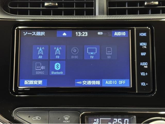 アクア Ｓ　衝突被害軽減ブレーキ　ペダル踏み間違い急発進抑制装置　ドライブレコーダー　ナビ　フルセグ　Ｂｌｕｅｔｏｏｔｈ　バックモニター　先進ライト　車線逸脱警報　オートエアコン　スマートキー　ＣＤ／ＤＶＤ再生（8枚目）