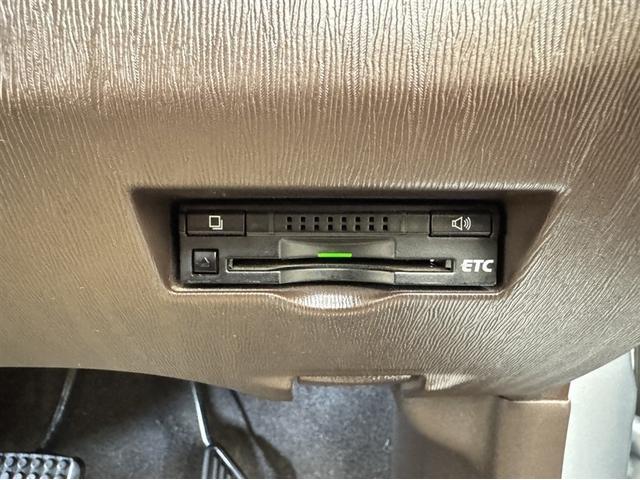 パッソ X Gパッケージ ワンオーナー ナビ ワンセグ Bluetooth ETC アイドリングストップ バックモニター オートエアコン スマートキー デュアルエアバック ベンチシート 横滑り防止装置 盗難防止装置 記録簿(10枚目)