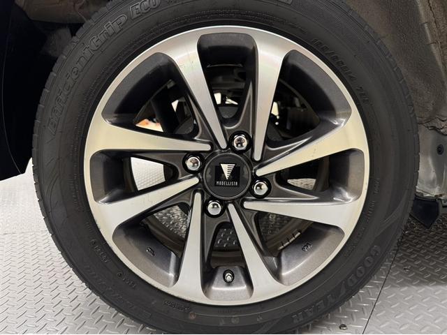 パッソ X Gパッケージ ワンオーナー ナビ ワンセグ Bluetooth ETC アイドリングストップ バックモニター オートエアコン スマートキー デュアルエアバック ベンチシート 横滑り防止装置 盗難防止装置 記録簿(11枚目)