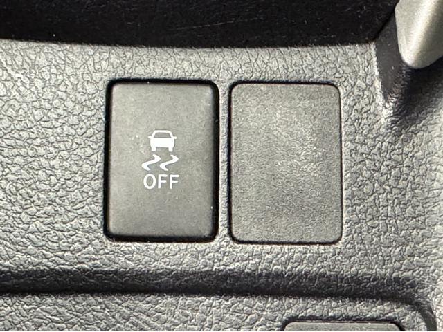 カローラフィールダー １．５Ｘ　フルセグ内蔵メモリーナビ　ＣＤ／ＤＶＤ再生　Ｂｌｕｅｔｏｏｔｈ　キーレスエントリー　ＥＴＣ　ＨＩＤライト　サイドエアバック　整備記録簿　横滑り防止装置　ＡＢＳ　マニュアルエアコン　全席パワーウィンドウ（18枚目）