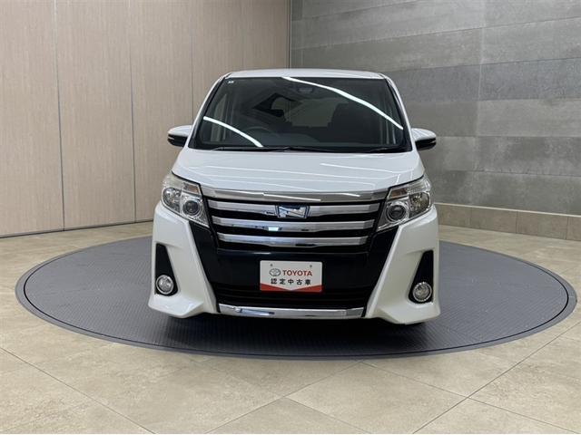 ノア ハイブリッドＳｉ　衝突被害軽減ブレーキ　ナビ　フルセグ　Ｂｌｕｅｔｏｏｔｈ　ＥＴＣ　ＬＥＤ　バックモニター　片側電動スライドドア　ワンオーナー　先進ライト　車線逸脱警報　オートエアコン　リヤクーラー　ＣＤ／ＤＶＤ再生（15枚目）