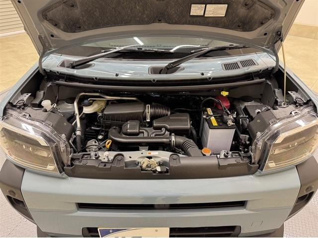 タフト Ｇ　ダーククロムベンチャー　届出済未使用車　衝突被害軽減ブレーキ　ペダル踏み間違い急発進抑制装置　新品純正メモリーナビ　フルセグ　Ｂｌｕｅｔｏｏｔｈ　シートヒーター　バックモニター　サンルーフ　クルーズコントロール　ＣＤ／ＤＶＤ（31枚目）