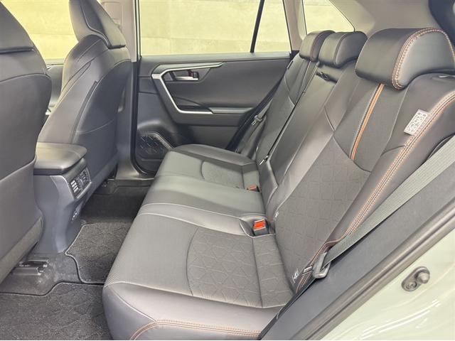 ＲＡＶ４ アドベンチャー　オリジナルカスタマイズ　ルーフデッキ　ＴＲＤマッドフラップ　新品ミシュランオールシーズン　合成皮革シート　シートヒーター＆ベンチレーション　ディスプレイオーディオ　ナビ　フルセグＴＶ（26枚目）