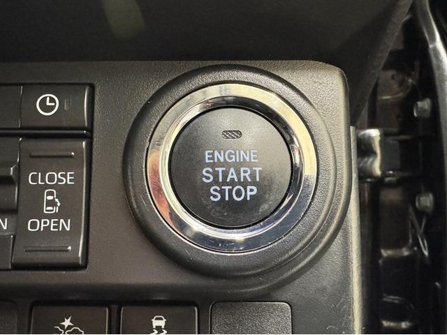 ルーミー カスタムＧ　ディスプレイオーディオ　フルセグＴＶ　Ｂｌｕｅｔｏｏｔｈ対応　バックモニター　ＥＴＣ　シートヒーター　両側電動スライドドア　クルーズコントロール　ワンオーナー　整備記録簿　スマートキー　イモビライザー（10枚目）