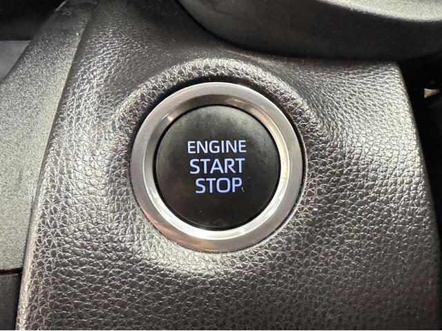 ヤリスクロス Ｘ　衝突被害軽減ブレーキ　ペダル踏み間違い急発進抑制装置　ディスプレイオーディオ　Ｂｌｕｅｔｏｏｔｈ　バックモニター　クルーズコントロール　先進ライト　車線逸脱警報　マニュアルエアコン　スマートキー（9枚目）