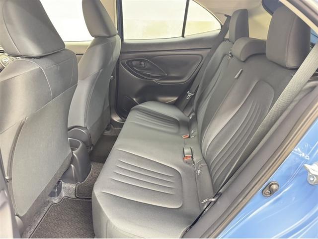 ヤリスクロス Ｘ　衝突被害軽減ブレーキ　ペダル踏み間違い急発進抑制装置　ディスプレイオーディオ　Ｂｌｕｅｔｏｏｔｈ　バックモニター　クルーズコントロール　先進ライト　車線逸脱警報　マニュアルエアコン　スマートキー（17枚目）