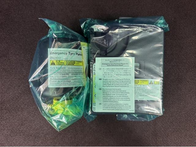 ＲＡＶ４ ハイブリッドアドベンチャー　４ＷＤ　衝突被害軽減ブレーキ　ペダル踏み間違い急発進抑制装置　ナビ　フルセグ　Ｂｌｕｅｔｏｏｔｈ　ＥＴＣ　シートヒーター・ベンチレーション　試乗車　電源コンセント　サンルーフ　クルーズコントロール（21枚目）