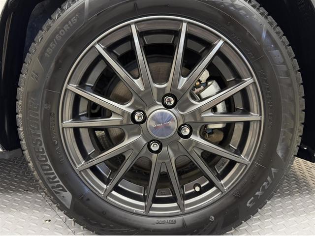 アクア Ｇ　衝突被害軽減ブレーキ　ペダル踏間違い急発進抑制装置　車線逸脱警報装置　オートハイビーム　ワンセグ内蔵メモリー　Ｂｌｕｅｔｏｏｔｈ　バックモニター　ＥＴＣ　スマートキー　ワンオーナー　整備記録簿　ＬＥＤ（12枚目）