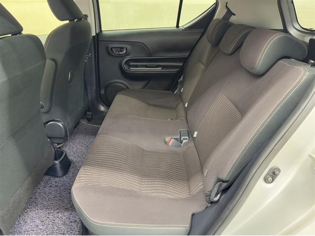 アクア Ｇ　衝突被害軽減ブレーキ　ペダル踏間違い急発進抑制装置　車線逸脱警報装置　オートハイビーム　ワンセグ内蔵メモリー　Ｂｌｕｅｔｏｏｔｈ　バックモニター　ＥＴＣ　スマートキー　ワンオーナー　整備記録簿　ＬＥＤ（19枚目）