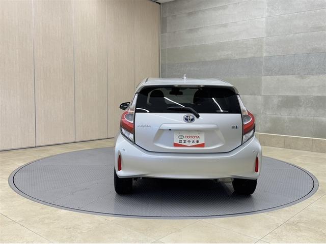 アクア Ｇ　衝突被害軽減ブレーキ　ペダル踏間違い急発進抑制装置　車線逸脱警報装置　オートハイビーム　ワンセグ内蔵メモリー　Ｂｌｕｅｔｏｏｔｈ　バックモニター　ＥＴＣ　スマートキー　ワンオーナー　整備記録簿　ＬＥＤ（27枚目）