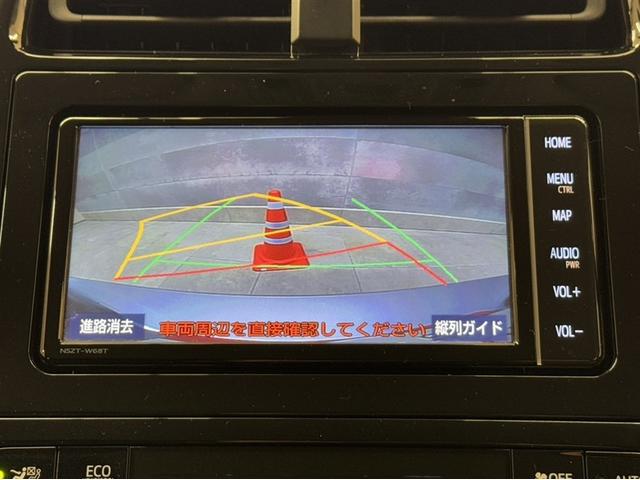 プリウス Ａ　衝突被害軽減ブレーキ　ペダル踏み間違急発進抑制装置　車線逸脱警報装置　オートハイビーム　ブラインドスポットモニター　ＥＴＣ２．０　ドラレコ　フルセグ内蔵メモリーナビ　Ｂｌｕｅｔｏｏｔｈ　バックモニター（10枚目）