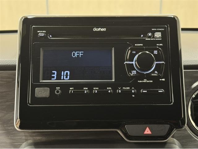 Ｎ－ＯＮＥ プレミアム　ツアラー　衝突被害軽減ブレーキ　ペダル踏み間違い急発進抑制装置　車線逸脱警報装置　オートハイビーム　スマートキー　クルーズコントロール　ワンオーナー　整備記録簿　サイドエアバック　ＬＥＤライト　オートエアコン（8枚目）