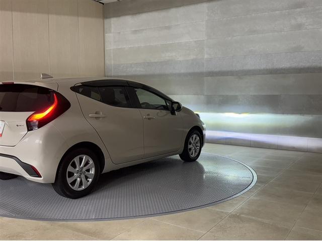 アクア Ｚ　衝突被害軽減ブレーキ　ペダル踏み間違い急発進抑制装置　電源コンセント　ドライブレコーダー　ナビ　フルセグ　Ｂｌｕｅｔｏｏｔｈ　シートヒーター　ＥＴＣ　クルーズコントロール　ブラインドスポットモニター（18枚目）