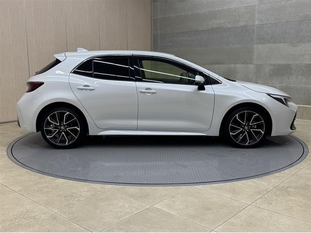 カローラスポーツ ハイブリッドＧ　Ｚ　衝突被害軽減ブレーキ　ペダル踏み間違い急発進抑制装置　ドライブレコーダー　ナビ　フルセグ　Ｂｌｕｅｔｏｏｔｈ　バックモニター　ＥＴＣ　ＬＥＤ　ブラインドスポットモニター　シートヒーター　オートエアコン（18枚目）