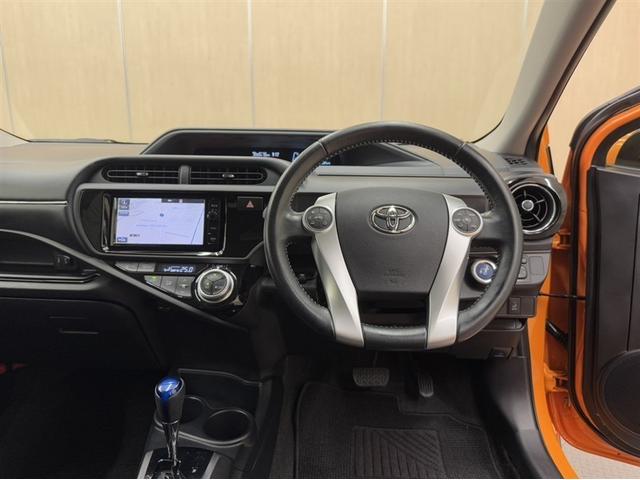 アクア X-アーバン ドラレコ フルセグ内蔵メモリーナビ CD/DVD再生 Bluetooth バックモニター ETC スマートキー イモビライザー 記録簿 オートエアコン 純正アルミ オートエアコン 全席パワーウィンドウ(5枚目)