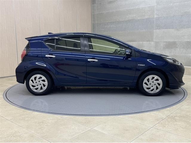 アクア Ｓスタイルブラック　衝突被害軽減ブレーキ　ドライブレコーダー　ナビ　フルセグ　Ｂｌｕｅｔｏｏｔｈ　ＬＥＤ　先進ライト　車線逸脱警報　スマートキー　オートエアコン　ＣＤ／ＤＶＤ再生　横滑り防止装置　盗難防止装置（16枚目）