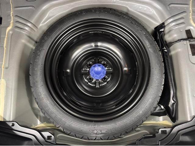 アクア Ｓスタイルブラック　衝突被害軽減ブレーキ　ドライブレコーダー　ナビ　フルセグ　Ｂｌｕｅｔｏｏｔｈ　ＬＥＤ　先進ライト　車線逸脱警報　スマートキー　オートエアコン　ＣＤ／ＤＶＤ再生　横滑り防止装置　盗難防止装置（18枚目）