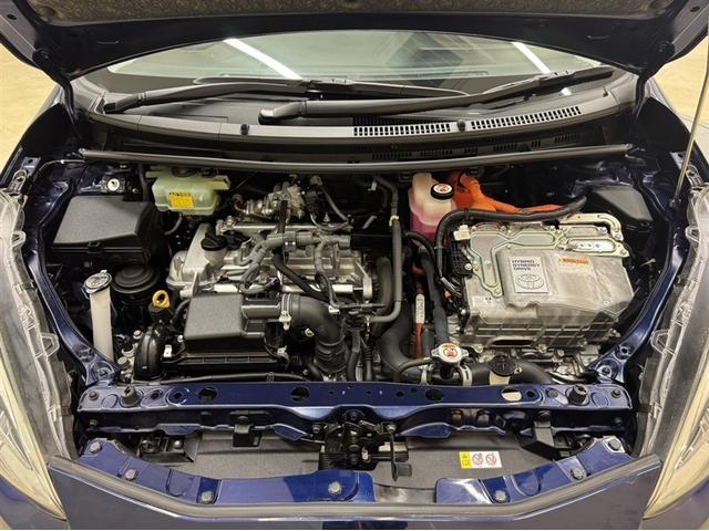 アクア Ｓスタイルブラック　衝突被害軽減ブレーキ　ドライブレコーダー　ナビ　フルセグ　Ｂｌｕｅｔｏｏｔｈ　ＬＥＤ　先進ライト　車線逸脱警報　スマートキー　オートエアコン　ＣＤ／ＤＶＤ再生　横滑り防止装置　盗難防止装置（29枚目）