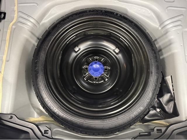 アクア S ワンセグ内蔵メモリー Bluetooth対応 ETC キーレスエントリー 整備記録簿 横滑り防止装置 ABS オートエアコン 全席パワーウィンドウ デュアルエアバッグ(14枚目)