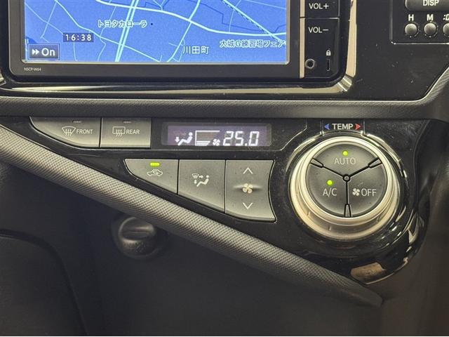 アクア S ワンセグ内蔵メモリー Bluetooth対応 ETC キーレスエントリー 整備記録簿 横滑り防止装置 ABS オートエアコン 全席パワーウィンドウ デュアルエアバッグ(18枚目)