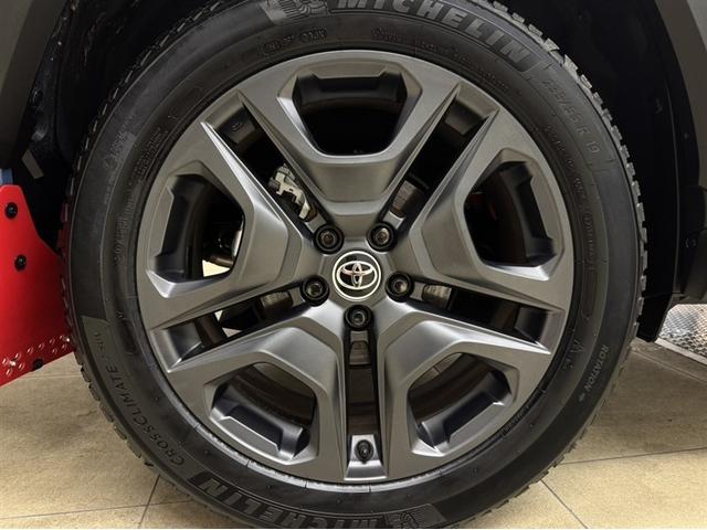 RAV4 ハイブリッドアドベンチャー オリジナルカスタマイズ 新品キャリア 新品オールシーズンタイヤ 新品マットフラップ 合成皮革シート シートヒーター&ベンチレーション AC100V/1500Wコンセント ETC2.0 ドラレコ(6枚目)