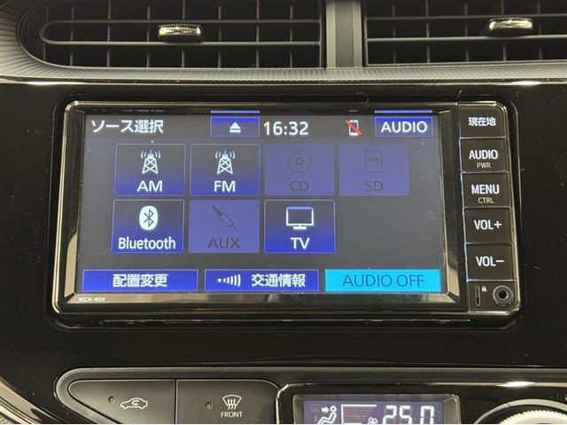 アクア Sスタイルブラック シートヒーター 衝突被害軽減ブレーキ ペダル踏み間違い急発進抑制装置 車線逸脱警報装置 オートハイビーム ワンセグ内蔵メモリー バックモニター ETC スマートキー 整備記録簿 LEDライト(7枚目)