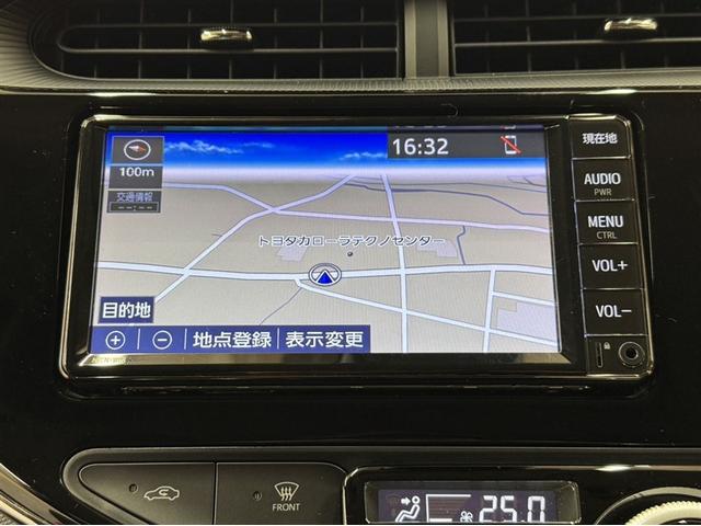 アクア Sスタイルブラック シートヒーター 衝突被害軽減ブレーキ ペダル踏み間違い急発進抑制装置 車線逸脱警報装置 オートハイビーム ワンセグ内蔵メモリー バックモニター ETC スマートキー 整備記録簿 LEDライト(9枚目)