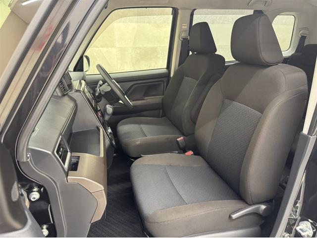 ルーミー G 衝突被害軽減ブレーキ ペダル踏間違い急発進抑制装置 車線逸脱警報装置 オートハイビーム フルセグ内蔵メモリーナビ CD/DVD Bluetooth バックモニター ETC 両側電動スライドドア LED(18枚目)