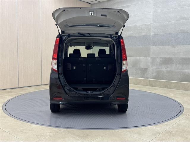 ルーミー G 衝突被害軽減ブレーキ ペダル踏間違い急発進抑制装置 車線逸脱警報装置 オートハイビーム フルセグ内蔵メモリーナビ CD/DVD Bluetooth バックモニター ETC 両側電動スライドドア LED(25枚目)