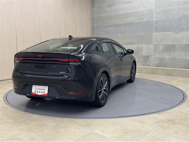 プリウス Ｇ　衝突被害軽減ブレーキ　ペダル踏み間違い急発進抑制装置　電源コンセント　ディスプレイオーディオ　ＥＴＣ　ＬＥＤ　Ｂｌｕｅｔｏｏｔｈ　シートヒーター　クルーズコントロール　ブラインドスポットモニター（19枚目）