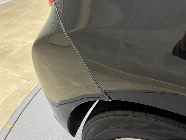 ヴィッツ Ｆ　スマイルエディション　メモリーナビ　ワンセグ　ＥＴＣ　バックモニター　オートエアコン　スマートキー　社外アルミ　ＣＤ再生　デュアルエアバック　横滑り防止装置　盗難防止装置（30枚目）