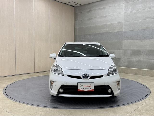 プリウス Ｇ　ＨＤＤナビ　フルセグ　Ｂｌｕｅｔｏｏｔｈ　ＥＴＣ　ＨＩＤ　バックモニター　クルーズコントロール　オートエアコン　純正アルミ　ＣＤ／ＤＶＤ再生　デュアル・サイドエアバック　横滑り防止装置　盗難防止装置（14枚目）