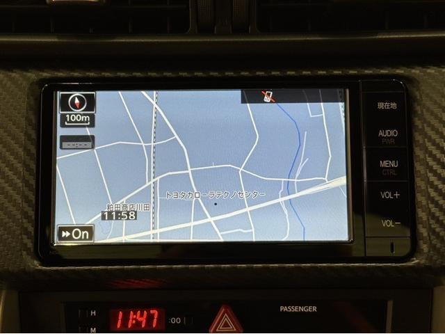 �i�r�t���ł��B�ړI�n��ݒ肷��΁A���߂Ă̏ꏊ�ł��ȒP�ɍs�����Ƃ��o���܂��B