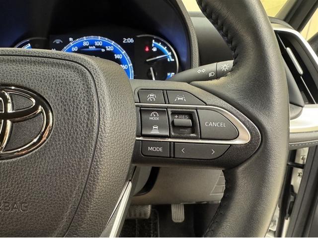 ヴォクシー ハイブリッドＳ－Ｚ　衝突被害軽減ブレーキ　ペダル踏み間違い急発進抑制装置　電源コンセント　ナビ　フルセグ　Ｂｌｕｅｔｏｏｔｈ　ＥＴＣ　ＬＥＤ　シートヒーター　全周囲カメラ　クルーズコントロール　両側電動スライドドア（9枚目）