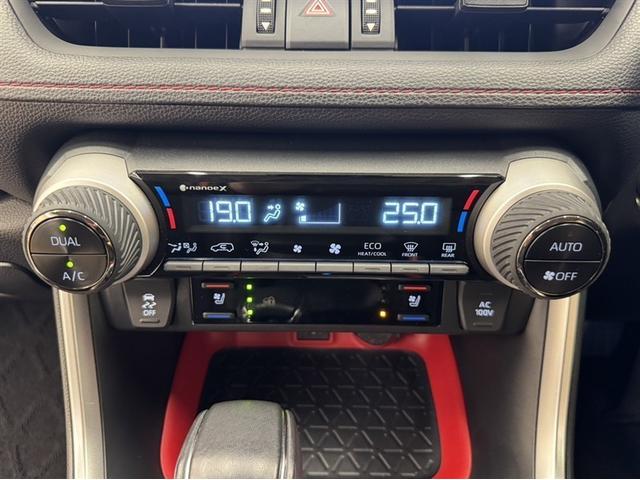 ＲＡＶ４ ハイブリッドアドベンチャー　オフロードパッケージＩＩ　当社オリジナルカスタマイズ　ルーフデッキ　ＴＲＤマッドフラップ　衝突被害軽減ブレーキ　ペダル踏み間違い急発進抑制装置　ナビ　フルセグ　Ｂｌｕｅｔｏｏｔｈ　シートヒーター・ベンチレーション　ＥＴＣ（28枚目）