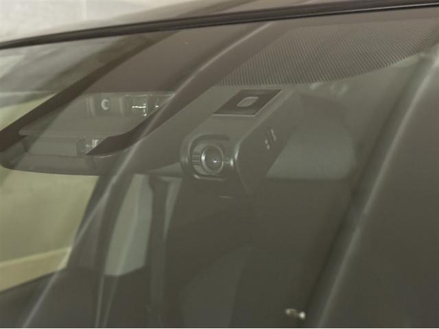 ���������x�����̑��ɁA�������H��̗l�X�ȏ������A���^�C���ɂɃL���b�`���āA���S�ŉ~���ȉ^�]���T�|�[�g���鎟����^�A�i�r��ʘA���̂d�s�b�Q�D�O�V�X�e���ł��B