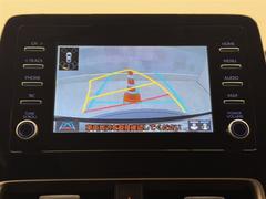 Хåɥ˥դǤ֤θ˾餬դƤꡢХåݤθͻҤ˥ɽޤ 5