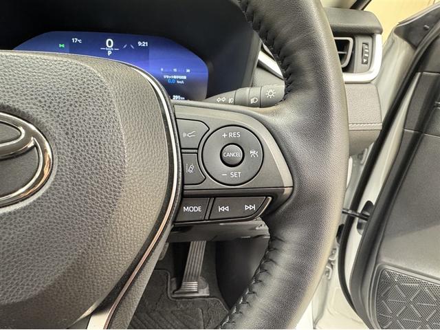 RAV4 ハイブリッドG 4WD 衝突被害軽減ブレーキ ペダル踏み間違い急発進抑制装置 ドライブレコーダー ナビ フルセグ Bluetooth 電源コンセント ETC LED シートヒーター・ベンチレーション 全周囲カメラ(8枚目)