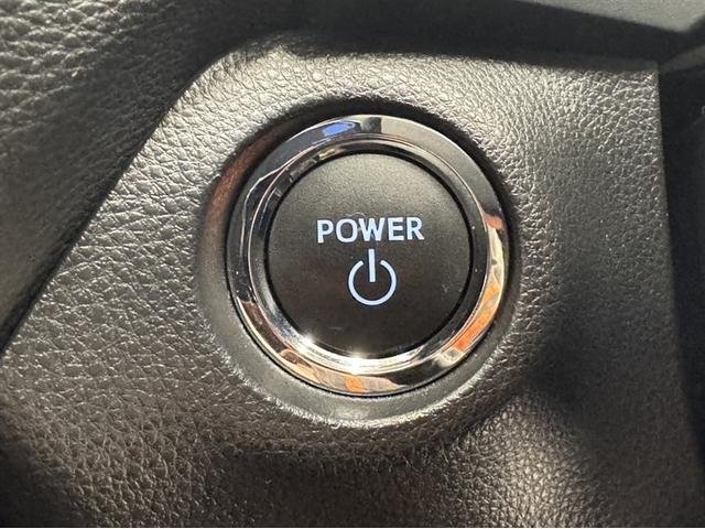 RAV4 ハイブリッドG 4WD 衝突被害軽減ブレーキ ペダル踏み間違い急発進抑制装置 ドライブレコーダー ナビ フルセグ Bluetooth 電源コンセント ETC LED シートヒーター・ベンチレーション 全周囲カメラ(16枚目)