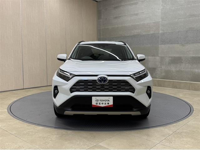 RAV4 ハイブリッドG 4WD 衝突被害軽減ブレーキ ペダル踏み間違い急発進抑制装置 ドライブレコーダー ナビ フルセグ Bluetooth 電源コンセント ETC LED シートヒーター・ベンチレーション 全周囲カメラ(20枚目)