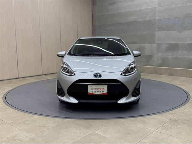 アクア Ｓスタイルブラック　衝突被害軽減ブレーキ　ペダル踏み間違い急発進抑制装置　ナビ　ワンセグ　Ｂｌｕｅｔｏｏｔｈ　ＥＴＣ　先進ライト　車線逸脱警報　スマートキー　バックモニター　オートエアコン　横滑り防止装置　盗難防止装置（14枚目）