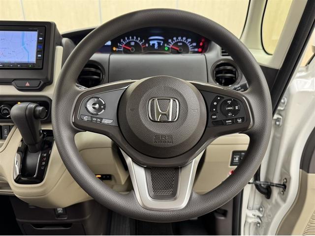 Ｎ－ＢＯＸ Ｇ・Ｌホンダセンシング　衝突被害軽減ブレーキ　ペダル踏み間違い急発進抑制装置　ナビ　バックモニター　ＥＴＣ　ＬＥＤ　ベンチシート　片側電動スライドドア　クルーズコントロール　スマートキー　オートエアコン　アイドリングストップ（7枚目）